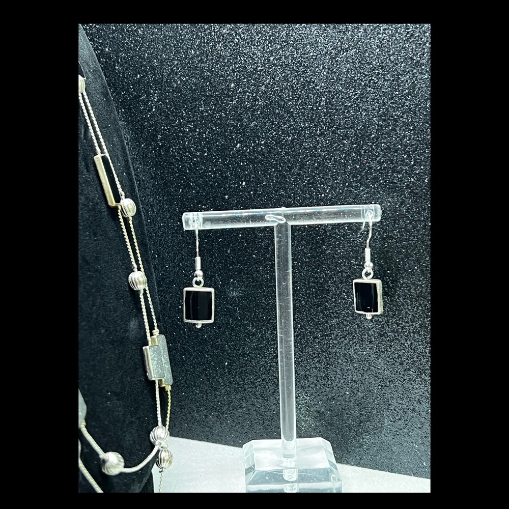 Vintage Double Strand Station Silver Glitter Opaque Black Enameled Sq Necklace - Picture 4 of 6